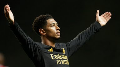 Penyerang Real Madrid J Bellingham saat melakukan selebrasi usai mencetak gol ke gawang Braga. Foto:Reuters