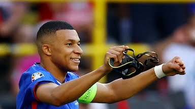 K Mbappe bakal adu jenius dengan C Ronaldo saat Perancis berhadapan dengan Portugal di babak 8 besar Piala Eropa